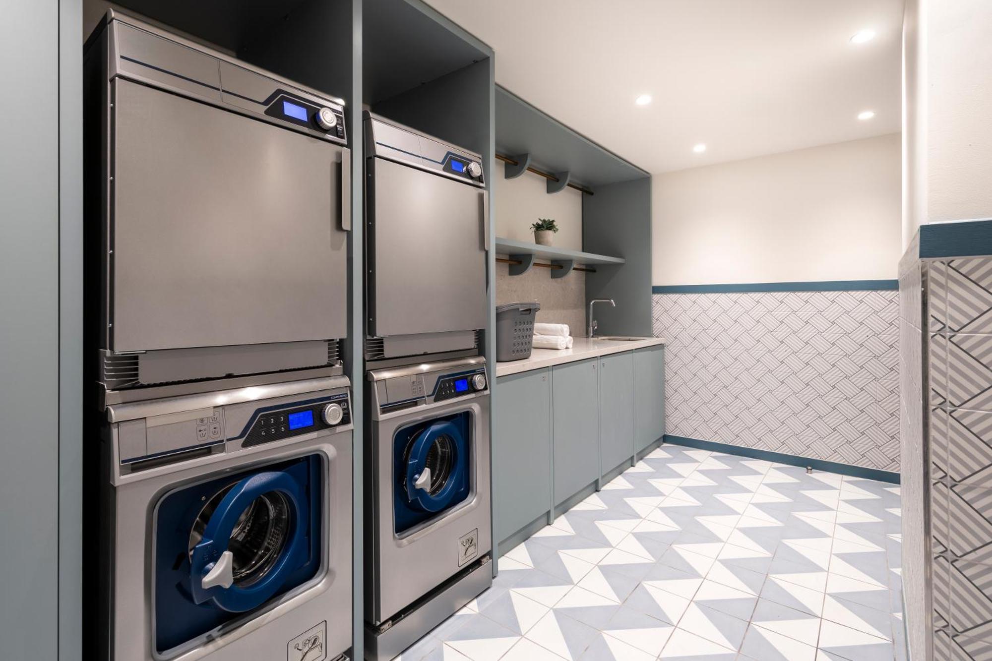 Citadines Canal アムステルダム エクステリア 写真